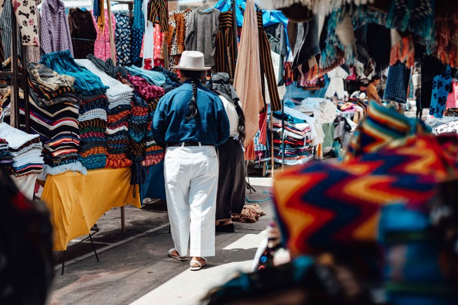 women_of_the_otavalo_Market_blog-4